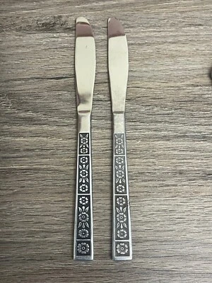 Cuchillos de acero inoxidable vintage Imperial International Corea Serta florales X2 usados Foto 1 de 3