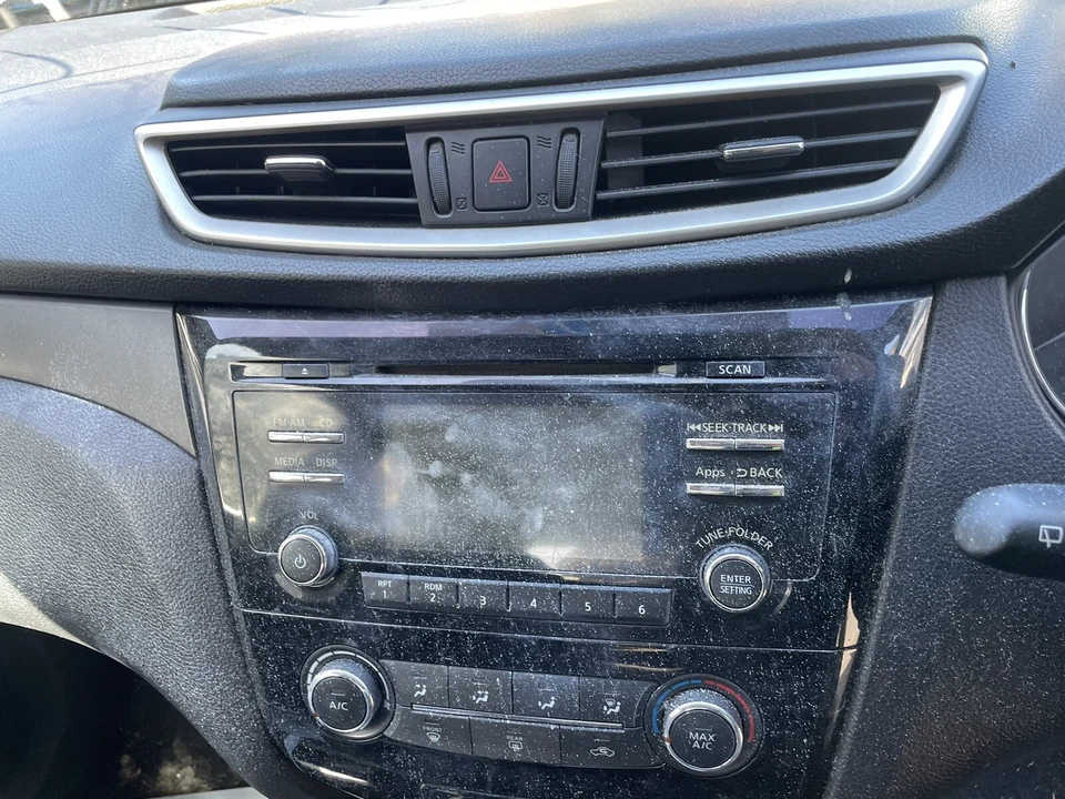 2014 - 2017 NISSAN QASHQAI J11 RADIO HEAD UNIT  - 3MONTH WARRANTY - Image 1 of 1