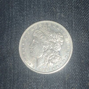 1881 S Morgan Dollar Don’t Know AU Or BU Etc Please Look At Pictures. Very Nice? - Picture 1 of 4