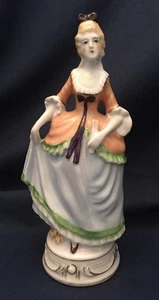 Vintage Colonial Woman Figurine 8" Hand Painted | Made in Japan - Photo 1 sur 7