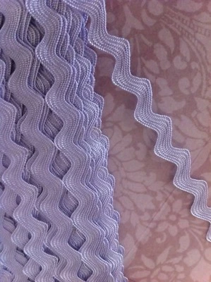 Ric Rac Braid Trim - 8mm Lilac Lavender Purple Pale Vintage Style - By The Meter - Image 1 of 2