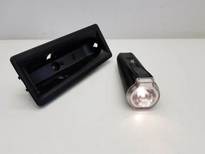 2013 CITROEN C4 PICASSO MK2 TORCH LIGHT WITH CHARGING STATION OEM 89038571B - Picture 1 of 7