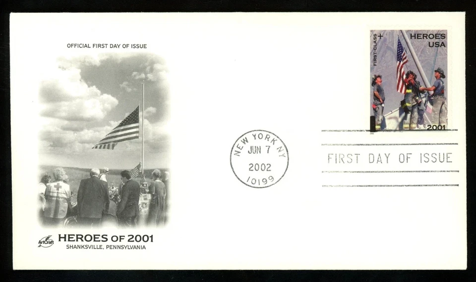 HEROES OF 2001 TWIN TOWERS POLICE FIREMEN RAISE FLAG 2001 ARTCRAFT CACHET FDC UN - Image 1 of 1