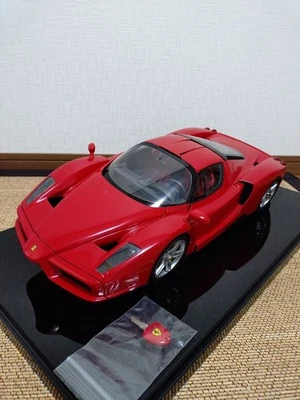 DeAGOSTINI Enzo Ferrari 1/10 Diecast Model with Display Base Free Shipping Japan - Image 1 of 4