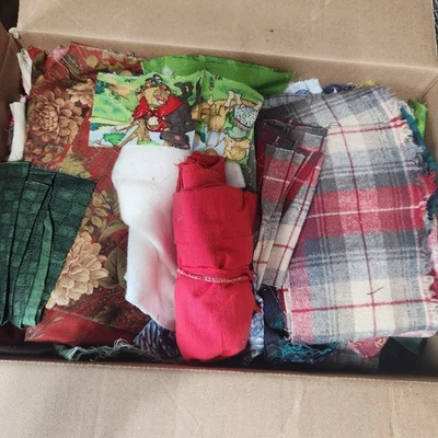 Vintage Quilting Fabric 6# Mixed Lot USA Craft Material Sewing Scraps  - Image 1 of 4