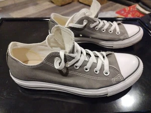 Converse Shoes Womens 9 Chuck Taylor All Star Low Sneakers 5J794 Gray Canvas - Picture 1 of 5