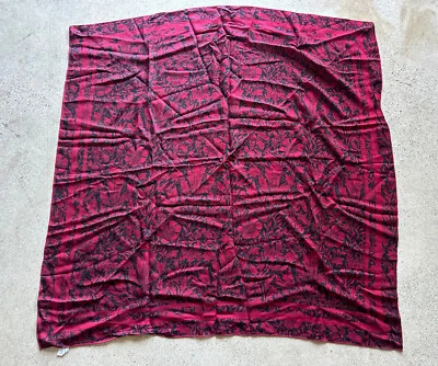 Bufanda de lana japonesa vintage Adrienne Vittadini roja floral 43 x 43 Foto 1 de 4