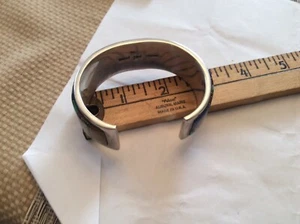 Signed F. Chee Sterling And Tourquoise Bracelet - Picture 1 of 7