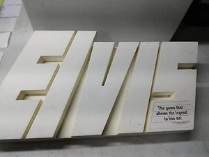 1987 "Elvis-The Game That Allows The Legend To Live On" Trivia Board Game  - Picture 1 of 9