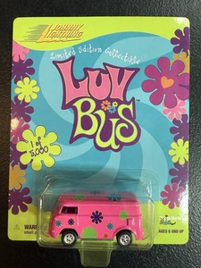 Johnny Lightning Promo, Dans Diecast Luv Bus, Pink, BP - Picture 1 of 2
