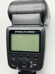 Neewer NW561 LCD Display Flash Speedlite for DSLR and Mirrorless Cameras - Picture 1 of 5