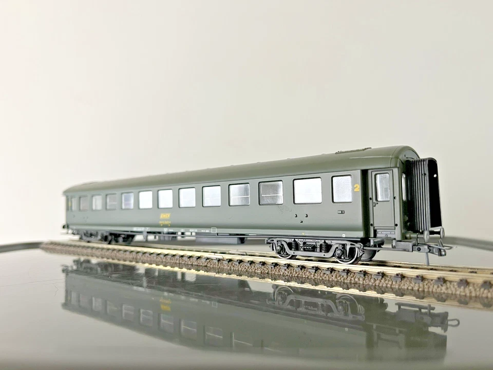 ROCO 4292 - VOITURE COUCHETTES - DB - H0 - TOP (LK-3637)