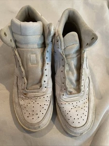 Nike High Top Size 9 White No Laces Need Cleaned - Picture 1 of 9
