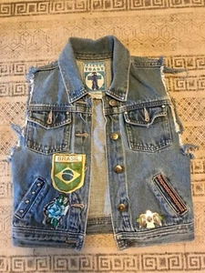 hand made upcycled kids denim vest Brasil Portugal size 5/ small unisex boho - Picture 1 of 13