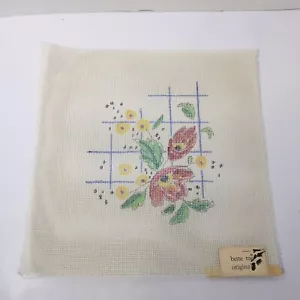 Flores pintadas a mano lienzo punta de aguja Bette Rae original 13,5" x 13,5" 11 unidades - Imagen 1 de 4