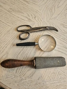 Vintage/Primitive tool lot -Wood Handle Sharpener, Magnifying Glass, Scissors - Picture 1 of 7