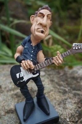 MERVEILLES6172 841.664 FIGURINE BRUCE SPRINGSTEEN MUSICIEN FUNNY POP STAR WARREN STRATFORD