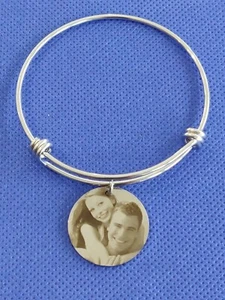 Bracciale con ciondolo personalizzato con foto in acciaio 316L NICHEL FREE - Foto 1 di 2