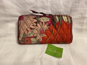 Vera Bradley Wallet - Picture 1 of 3