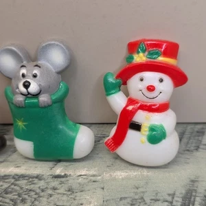 Calamite plastiche stampate natalizie JSNY vintage anni 70 albero di Babbo Natale calza pupazzo di neve - Foto 1 di 10