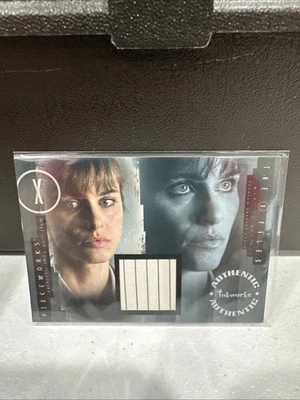 Amanda Peet Pieceworks Card The X Files I Want To Believe PW-11 Inkworks 2008 - Image 1 of 4