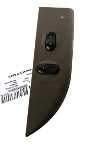 1999 - 2002 FORD F-150 Door Window Lock Switch Front Passenger Right Hand Side - Picture 1 of 17