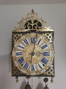 Seltene perfekte Pendule Comtoise Typ Mayet mit 24 Kartuschen ca. 1740 - Bild 1 von 9
