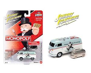 Johnny Lightning 1:64 1965 VW Type 2 Transporter w/Token Monopoly Model JLSP133