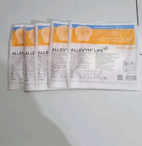 5 Smith & Nephew 66801306 ALLEVYN LIFE Sacrum 6-3/4" x 6-7/8" Dated 1/2026 - Picture 1 of 6