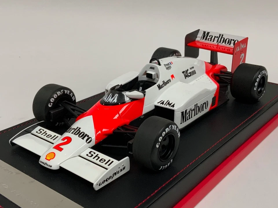 1/18 modelos AB F1 McLaren MP 4/2B de 1985 Prost Car #2 base de cuero AB2-11 Foto 1 de 4