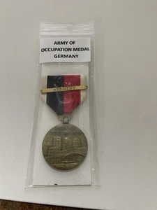 United States Army Medal "Army of Occupation Germany" 1945 - Picture 1 of 2