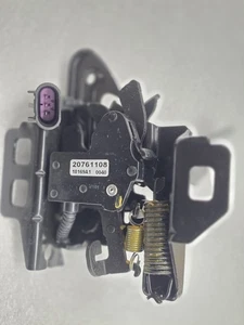 NEW OEM GM 20763654 Hood Latch 05-10 Pontiac G6 - Picture 1 of 2