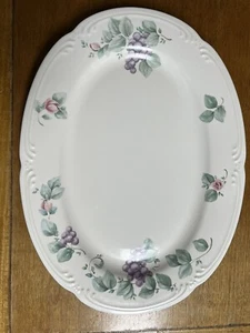 Pfaltzgraff Stoneware GRAPEVINE 14" Oval Serving Platter - Grapes/Roses - - Picture 1 of 13