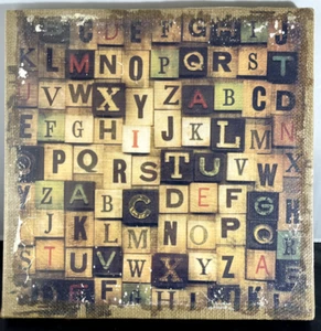 Tim Holtz - Bezirk Markt Leinwand/Sackleinen Panel Wandbehang - alphabetisch - Bild 1 von 3