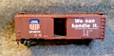 HO Scale AHM Box Car Railroad Train Union Pacific UP #168178 MISSN PARTS (C19B3) - Image 1 of 4
