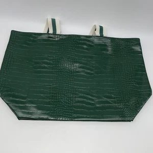 SAKS FIFTH AVENUE GREEN FAUX LEATHER PVC TOTE BAG-NEW - Picture 1 of 9
