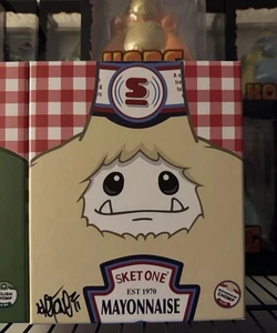 Abominable Toys Chomp - Mayo Chomp LE 100 Signed by Artist - Picture 1 of 2