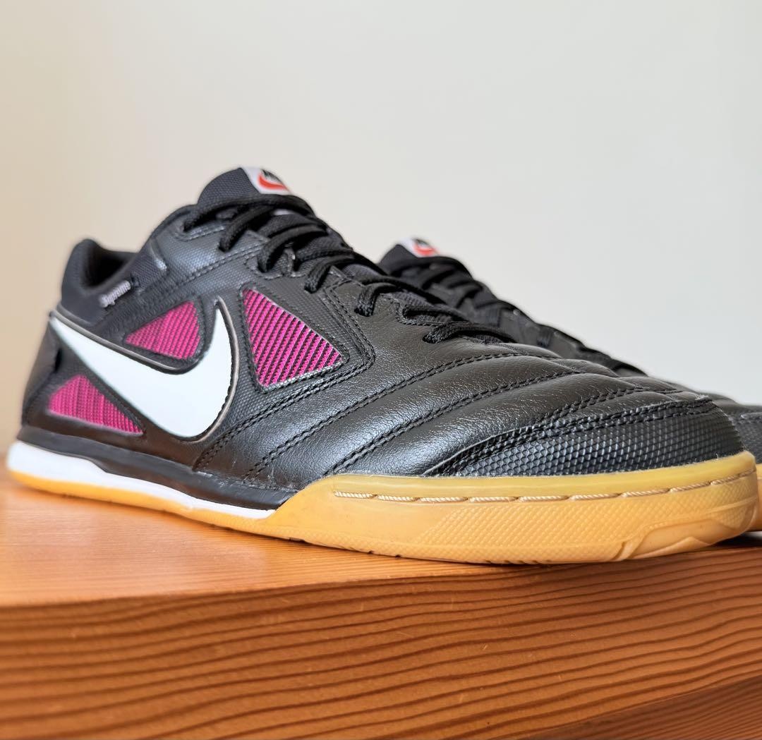 Nike Supreme x Gato SB Black for Sale | Authenticity Nike Supreme x Gato SB Black for Sale | Authenticity
