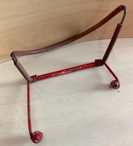 Redoblante de marcha prusiana de colección de los años 20 30 reposapiés soporte de herradura parte barra - Imagen 1 de 4