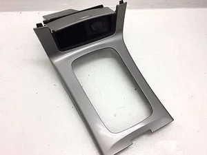 2009-2007 Saturn Aura Floor Automatic Shift Trim Bezel with 12 volt outlet Oem - Bild 1 von 5