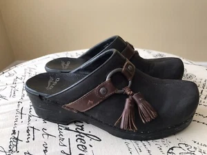 Dansko Shandi Womens Clogs Mules Black Sz EUR 38 US 7.5-8 Leather Slip On Tassel - Picture 1 of 10