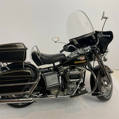 FRANKLIN MINT PRECISION MODELS HARLEY DAVIDSON 1976 ELECTRA GLIDE 1/10 SCALE - Image 1 of 4