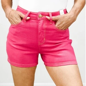 Judy Blue Hi-Rise Garment Dyed Magenta Shorts NWT - Size XL - Picture 1 of 8