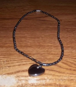 Black Heart shape hemalyke necklace. Set of 1. - Imagen 1 de 3