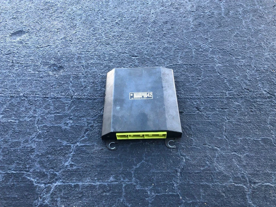 Subaru Loyale ECM vintage 1990-1993 Foto 1 de 4