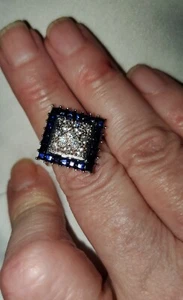 Size 7. NWT Silver SAPHIRE AND DIAMONIQUE STONES - Picture 1 of 1