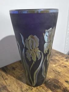 Correia Studio lila matt geätzte Kunstglas Vase signiert Künstler limitierte Auflage  - Bild 1 von 10