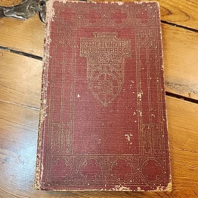 The Three Musketeers Book Alexander Dumas Vol 1 J.H Sears & Co. New York 1920s Foto 1 de 4
