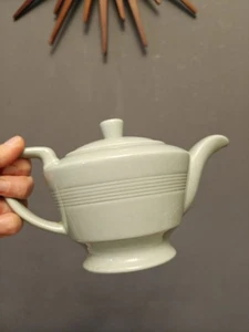 Piccola teiera ceramica verde berillo Woods Ware vintage anni 40 piccola Inghilterra - Foto 1 di 12