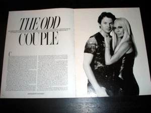 LARA STONE Donatella Versace ARTÍCULO DE 8 páginas 'La extraña pareja' con revista EE. UU. 2010 - Imagen 1 de 4